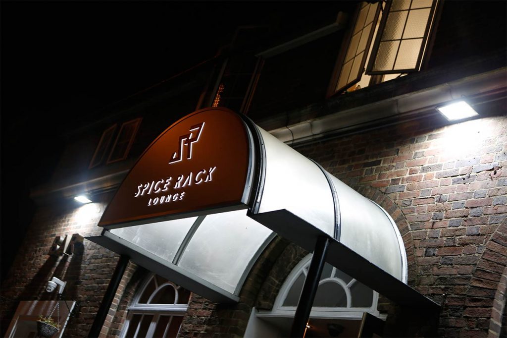 Gallery Spice Rack Lounge